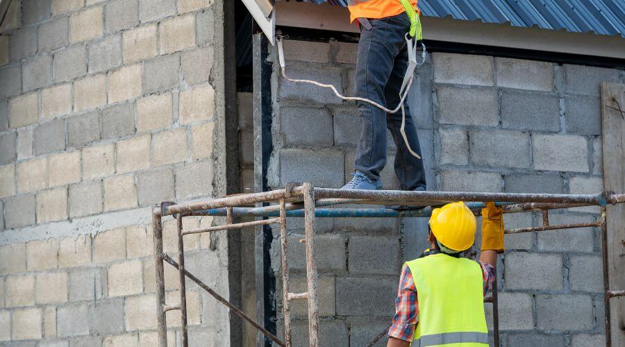 Expert Emergency Roof Repairs services in Shawnee, OH
